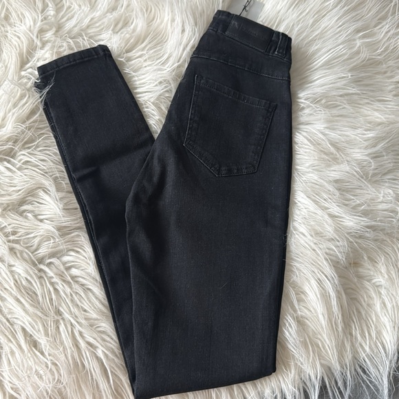 Tailored Athlete Womens High Waisted
Jeans in Black size S - Picture 2 of 6